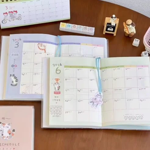 Carnet & Agenda “Douceur Sakura” – Chat Kawaii sous les Fleurs du Japon
